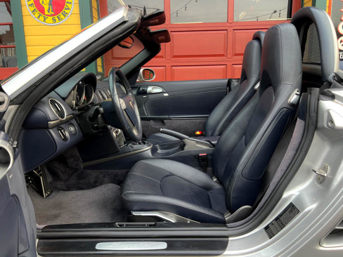 Used 2005 Porsche Boxster image 23