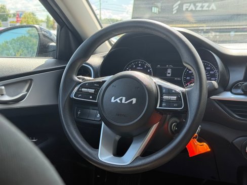 Used 2023 Kia Forte LXS image 20