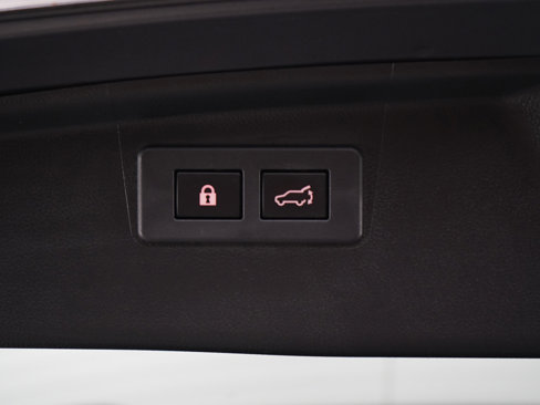 Used 2020 Subaru Outback Limited w/ Popular Package #2 image 16