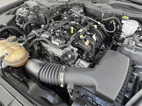 Used 2022 Ford Mustang Coupe image 17