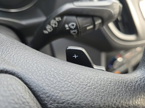 Used 2017 Ford Escape SE image 25