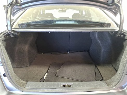 Used 2020 Nissan Versa SV image 26