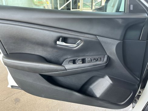 Used 2021 Nissan Sentra SV image 20