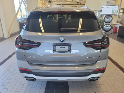 Used 2024 BMW X3 xDrive30i w/ Premium Package image 6