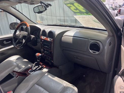 Used 2006 GMC Envoy XL Denali image 7