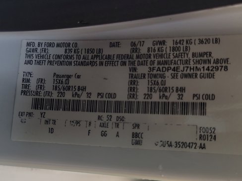 Used 2017 Ford Fiesta SE image 33