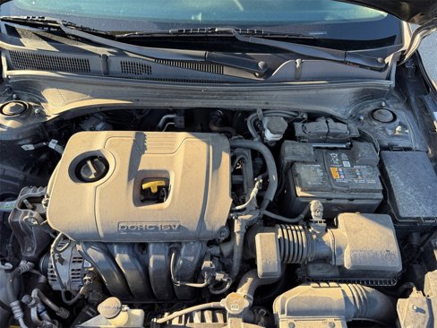 Certified 2022 Kia Forte LXS image 21
