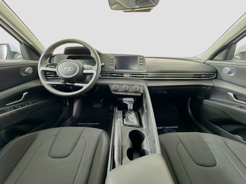 Certified 2025 Hyundai Elantra SE image 36