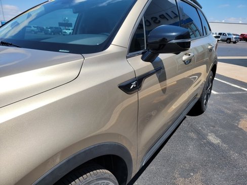 Used 2021 Kia Sorento SX Prestige image 11