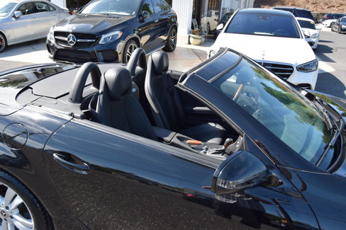 Used 2011 Mercedes-Benz SLK 300 image 30