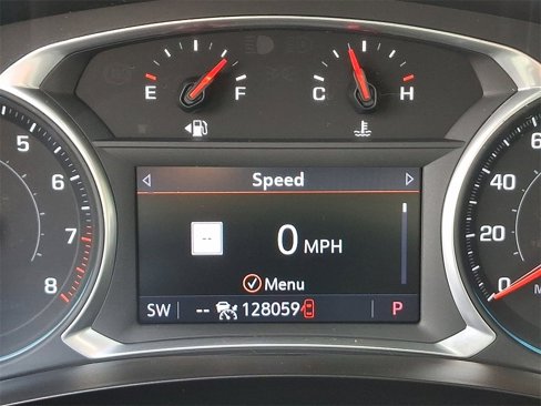 Used 2022 Chevrolet Traverse LT w/ LT Premium Package image 23