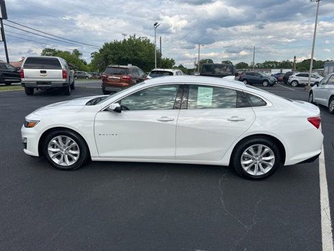 Used 2024 Chevrolet Malibu LT image 3