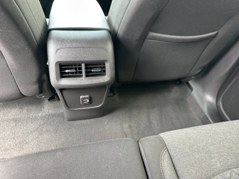 Certified 2023 Chevrolet Equinox LT image 35