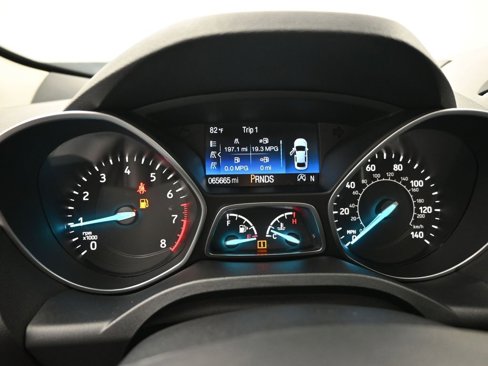 Used 2017 Ford Escape Titanium image 17