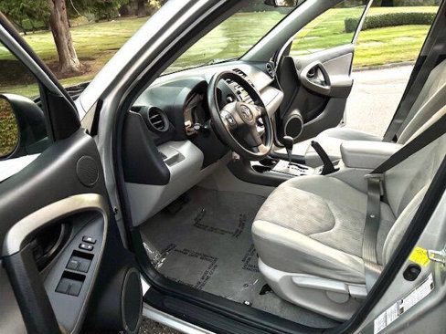 Used 2012 Toyota RAV4 4WD image 21