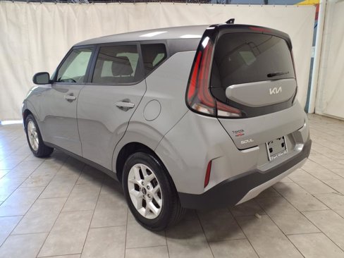 Used 2023 Kia Soul LX w/ Option Group 015 image 7