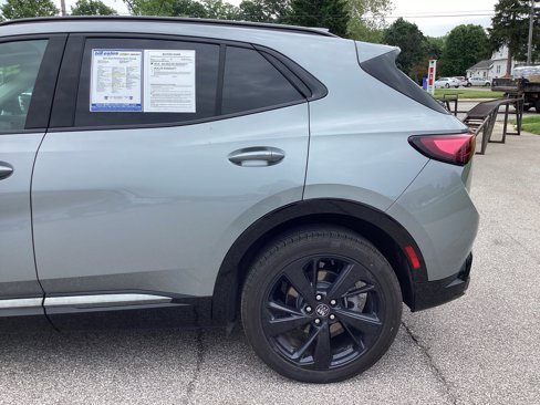 Certified 2024 Buick Envision Sport Touring image 4