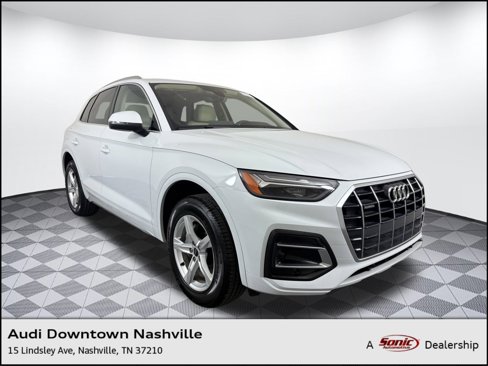 Used 2024 Audi Q5 2.0T Premium w/ Convenience Package image 1