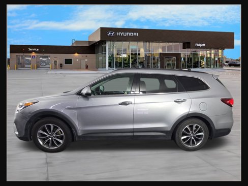 Used 2017 Hyundai Santa Fe Limited image 2