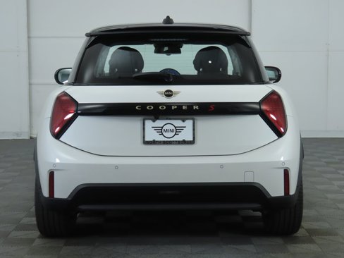 Used 2025 MINI Cooper S image 7