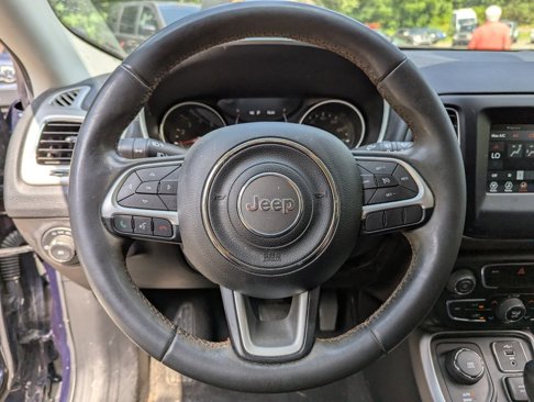 Used 2021 Jeep Compass Latitude image 10