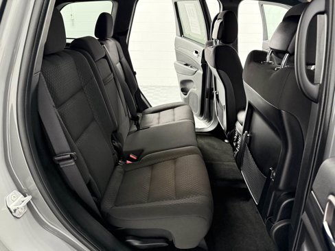 Used 2021 Jeep Grand Cherokee Freedom Edition image 16