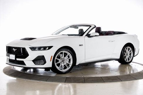 Used 2024 Ford Mustang GT Premium image 1