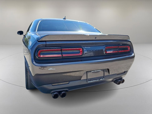 Used 2015 Dodge Challenger SXT Plus image 8