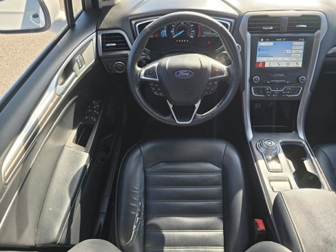 Used 2019 Ford Fusion SEL image 29