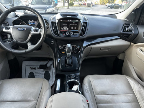 Used 2015 Ford Escape Titanium image 29