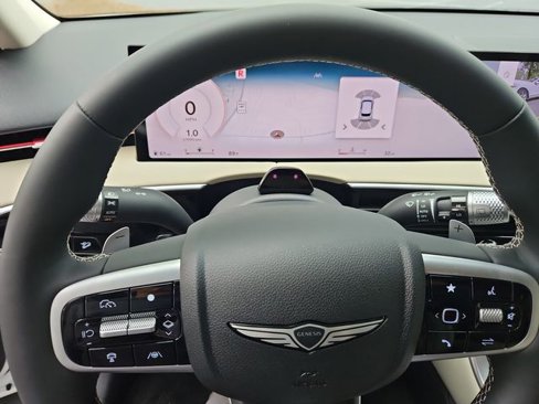 New 2026 Genesis GV70 2.5T Select image 12