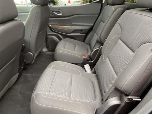 Used 2022 GMC Acadia SLE w/ Driver Convenience Package image 10
