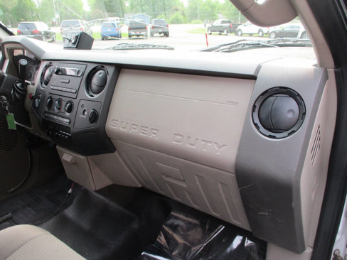 Used 2009 Ford F250 XL image 27