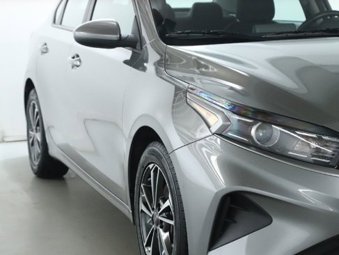 Used 2024 Kia Forte LXS image 8