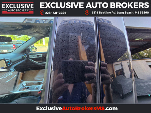 Used 2022 Ford Explorer Limited image 14