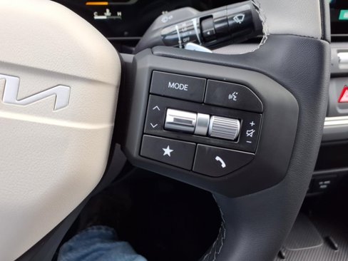New 2025 Kia K4 GT-Line image 22