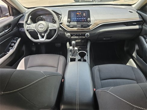 Used 2023 Nissan Altima 2.5 SV image 8