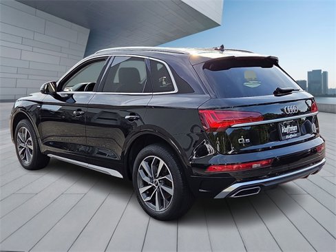 Certified 2023 Audi Q5 2.0T Premium Plus w/ Premium Plus Package image 4