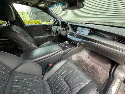 Used 2018 Lexus LS 500 image 33