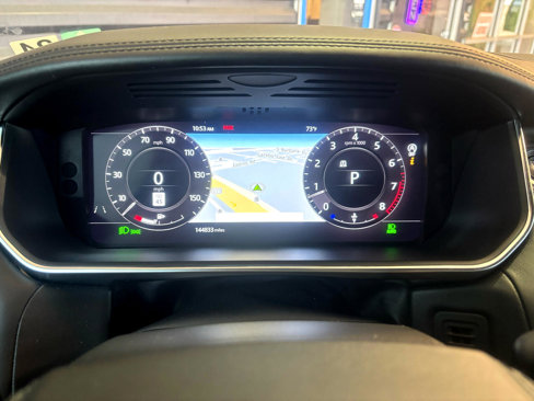 Used 2018 Land Rover Range Rover Sport HSE Dynamic image 15