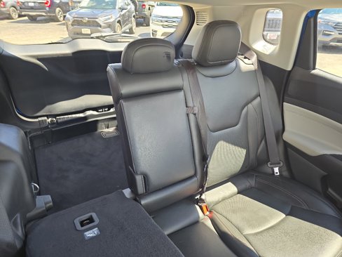 Used 2022 Jeep Compass Limited image 13