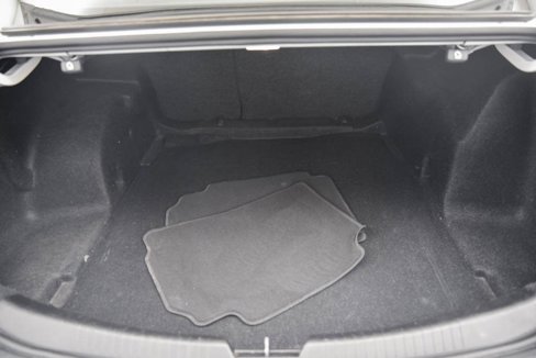 Used 2020 Chevrolet Malibu LT image 13