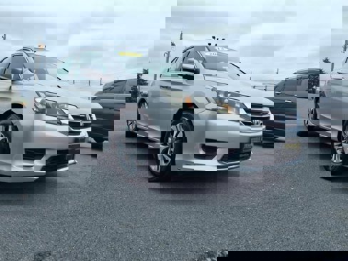 Used 2013 Honda Accord LX image 2