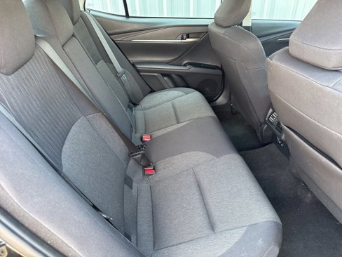 Used 2025 Toyota Camry LE image 44