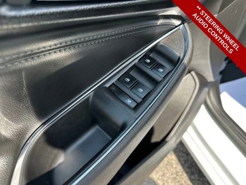 Used 2017 Chevrolet Cruze Premier image 12