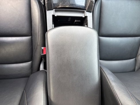 Used 2023 MAZDA MAZDA3 s image 37