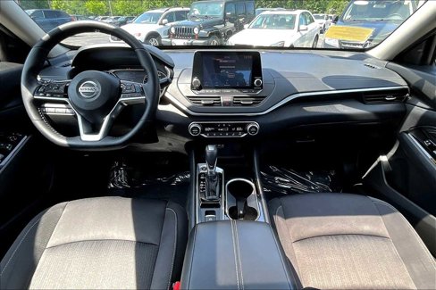 Used 2020 Nissan Altima 2.5 SV image 14