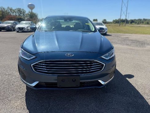 Used 2019 Ford Fusion SEL image 2
