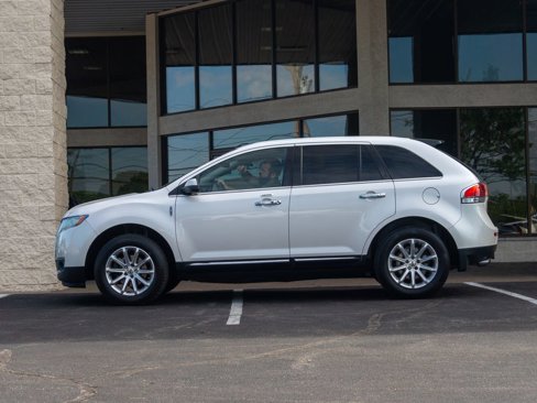 Used 2011 Lincoln MKX AWD w/ 101A Rapid Spec Order Code image 9