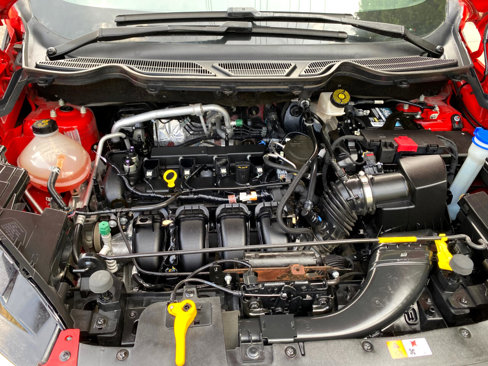 Used 2020 Ford EcoSport SE w/ SE Convenience Package image 16